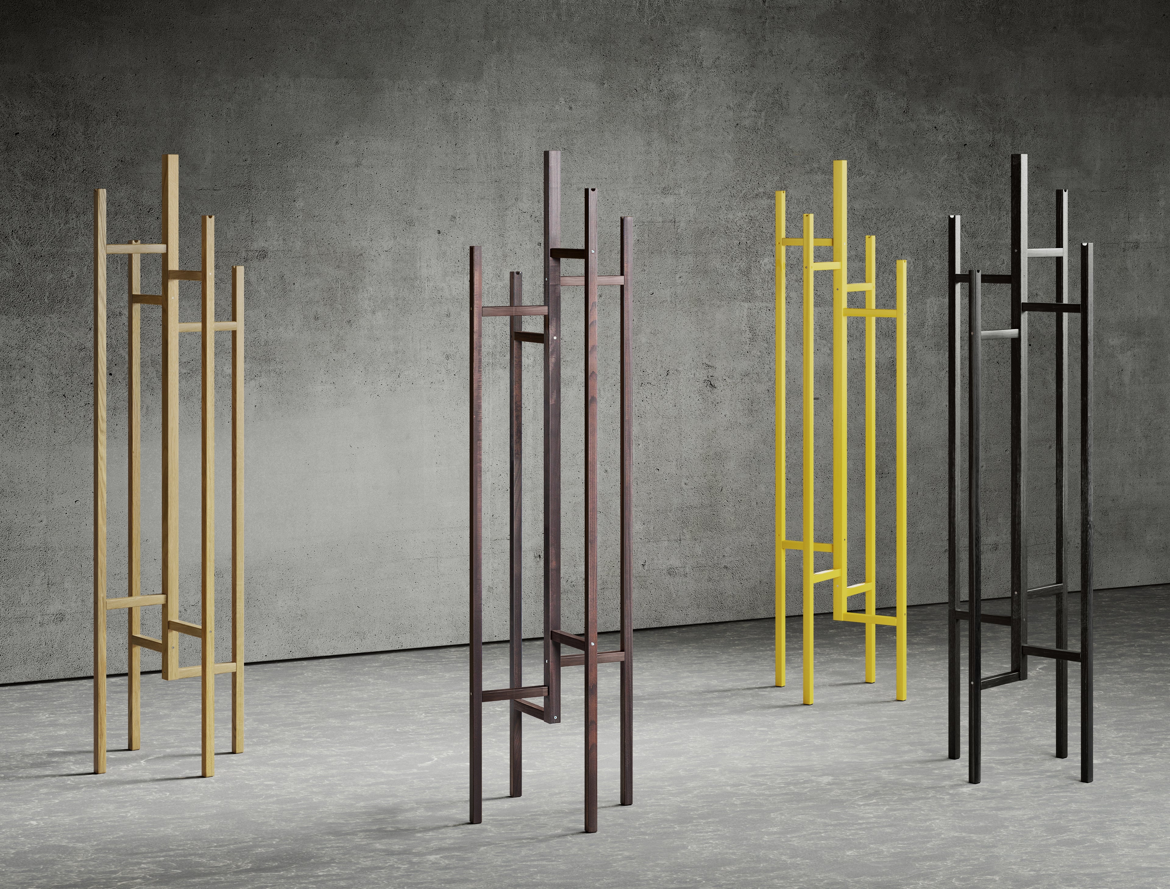 Naomi Coat Stand / Ξύλινος καλόγηρος ρούχων