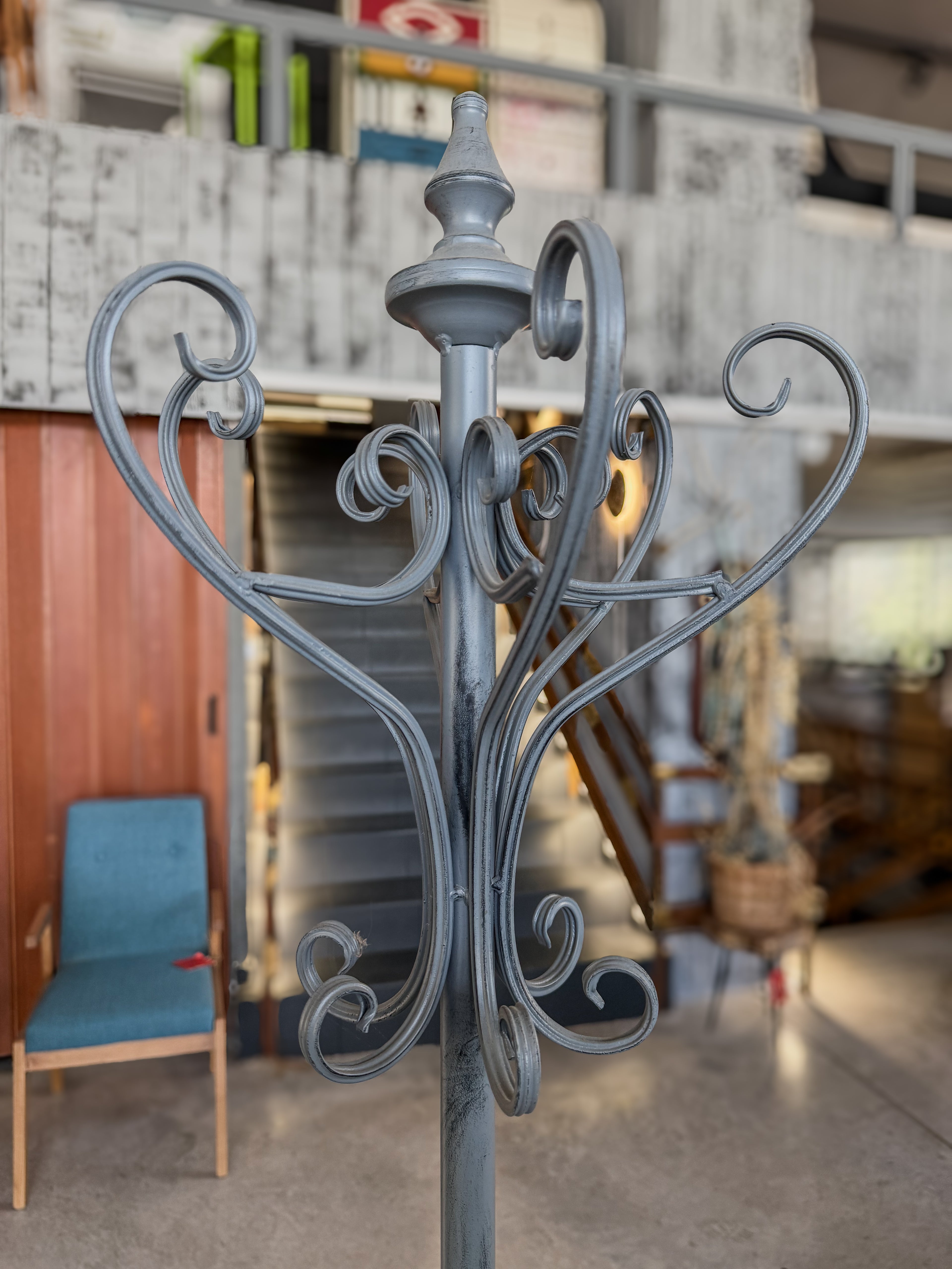 Deco Coat Stand / μεταλλικός καλόγηρος