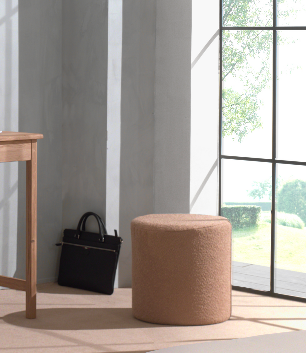 MOON STOOL BOUCLÉ / Πουφ σε 4 χρώματα