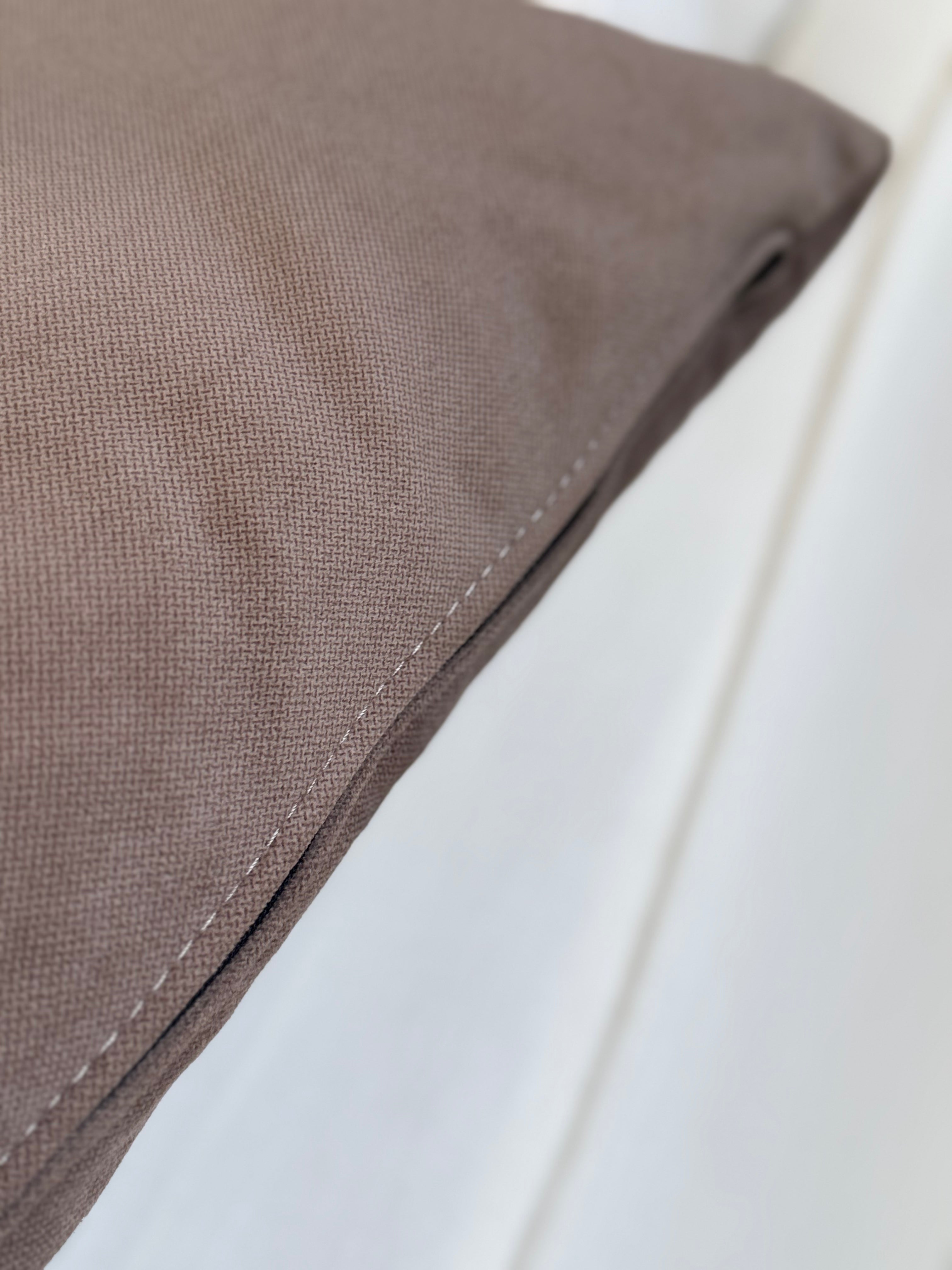 Cushion-A / Μακρόστενο λεπτό μαξιλάρι ντεκόρ