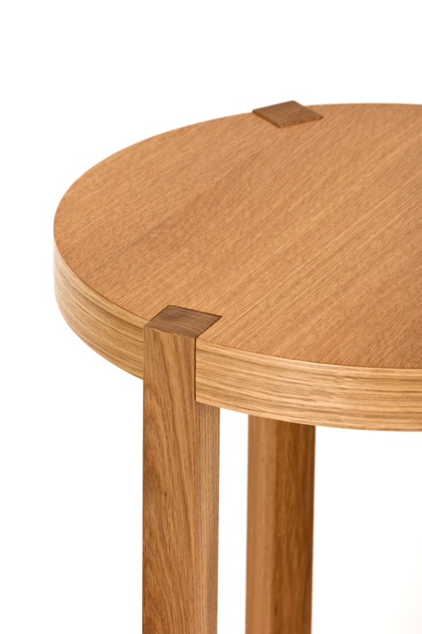 ΤΡΑΠΕΖΑΚΙ ΣΑΛΟΝΙΟΥ-ΚΟΜΟΔΙΝΟ ΔΡΥΣ ΦΥΣΙΚΟ