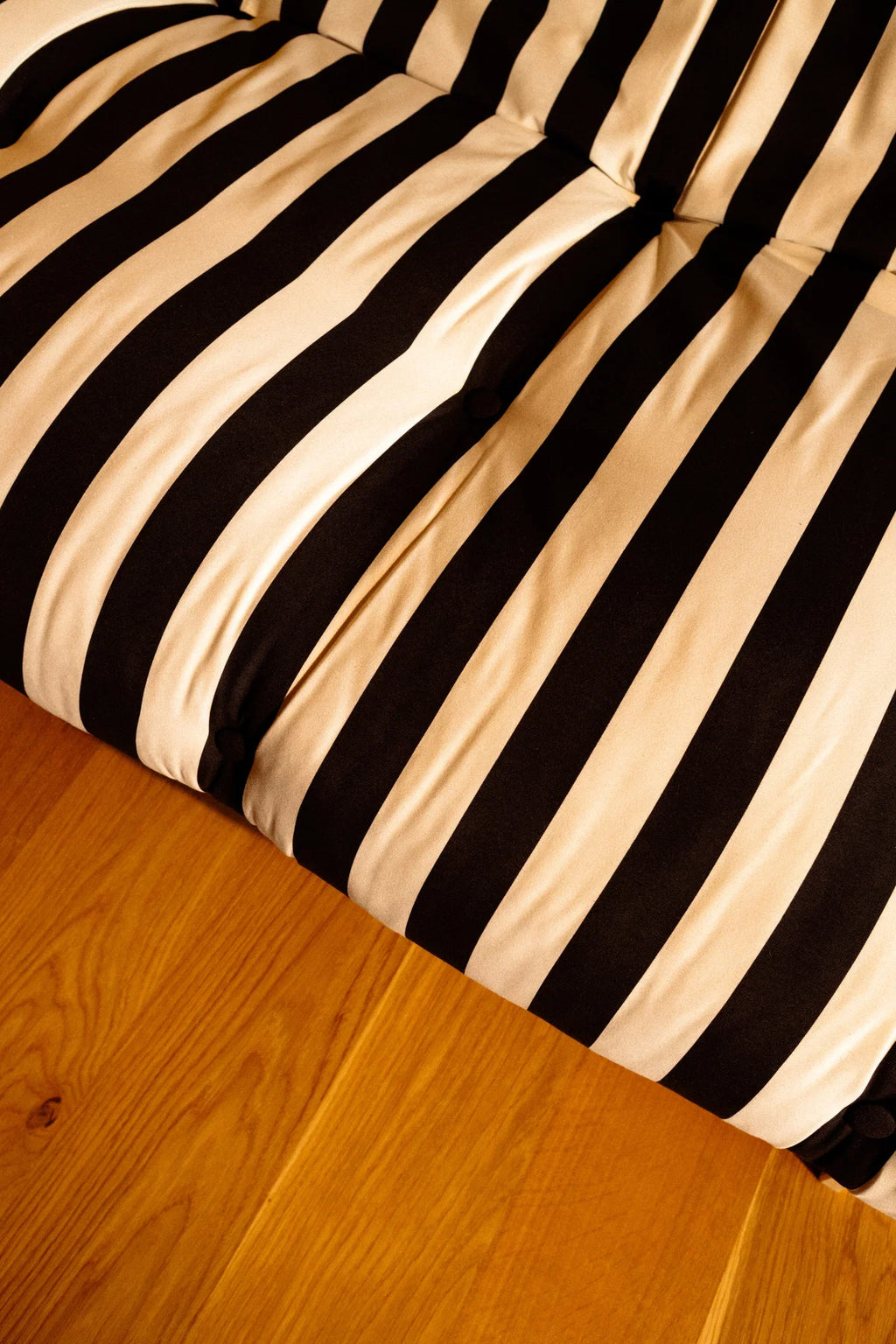 Roots Striped karup / sofa-bed NEW FABRICS *SALE**