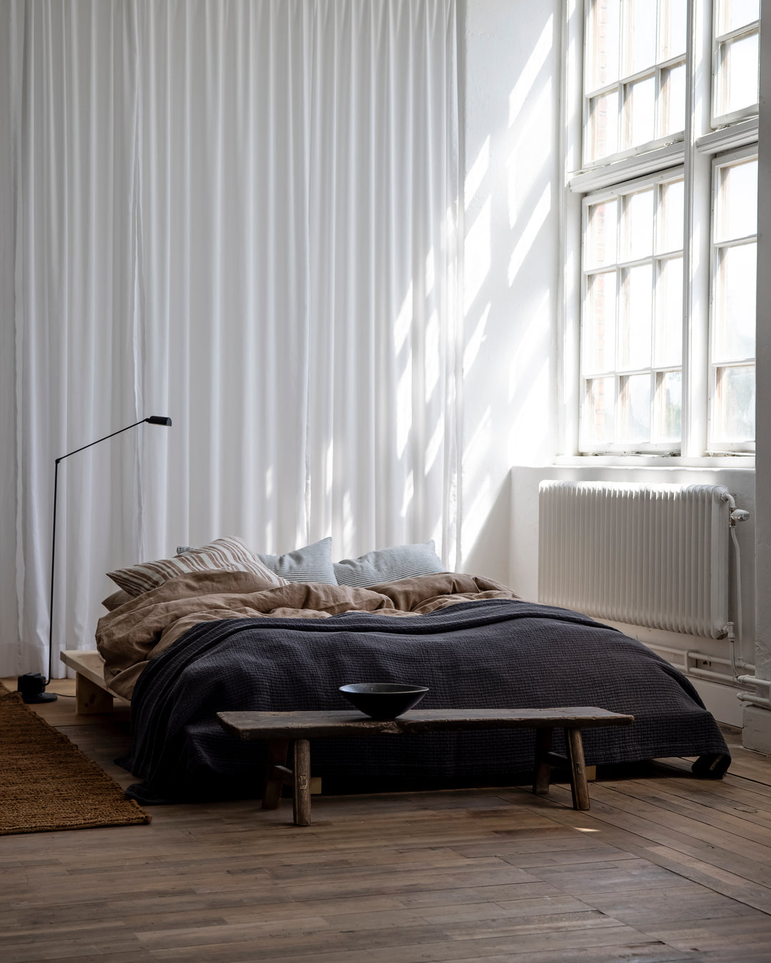 karup design Japan bed carob brown διπλό κρεβάτι πλατφόρμα σε 3 διαστάσεις Ιαπωνικό