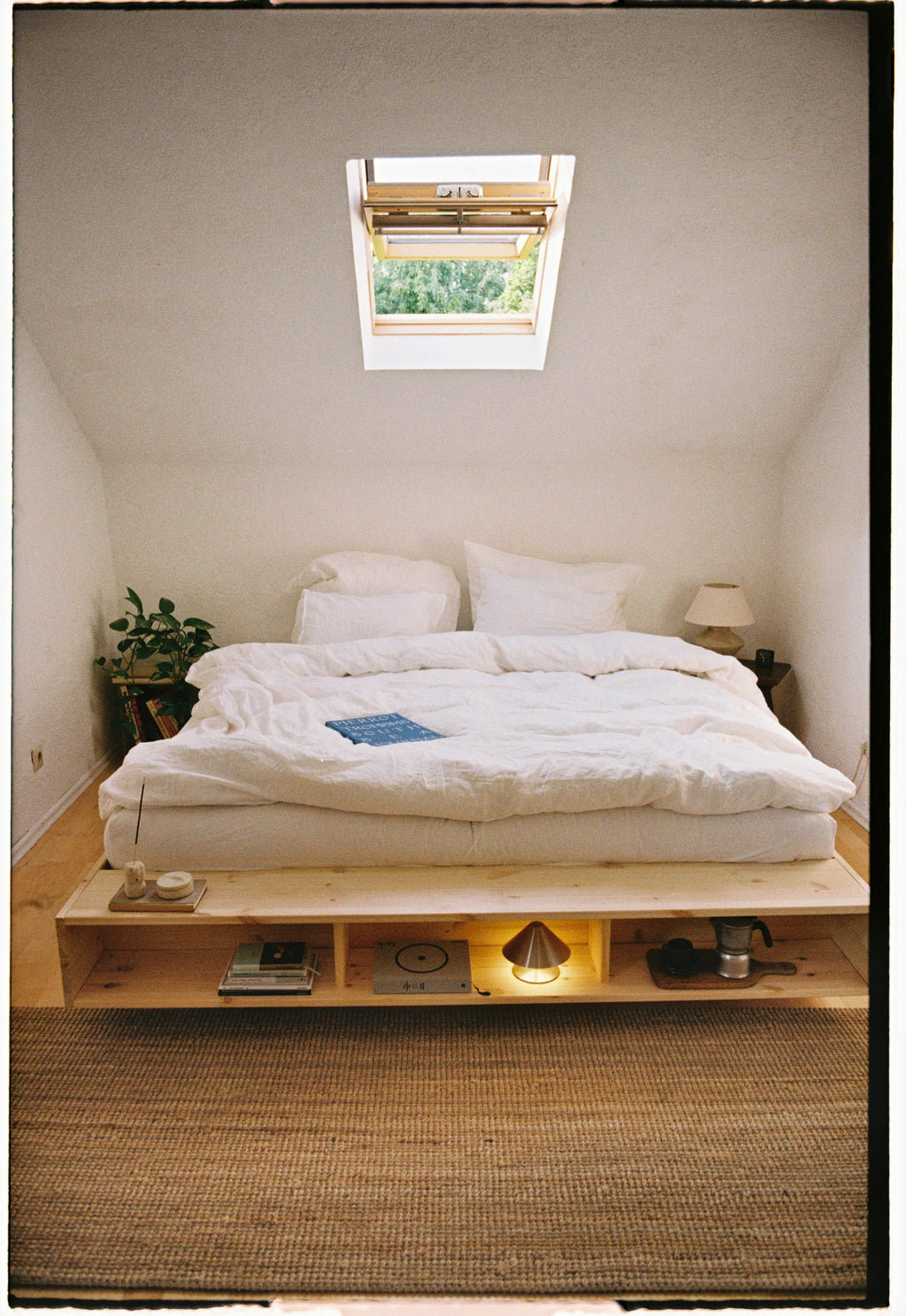 Merge Bed karup Design / Ξύλινο Κρεβάτι