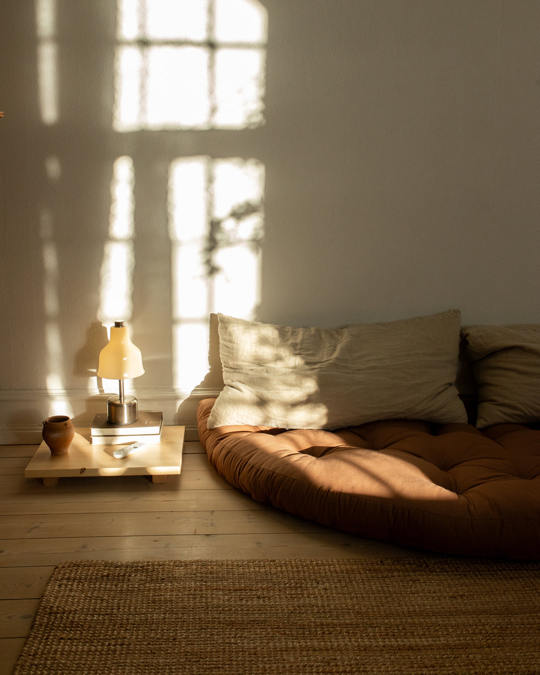 ΠΟΛΥΘΡΟΝΑ-ΚΡΕΒΑΤΙ FUTON NIDO KARUP DESIGN 