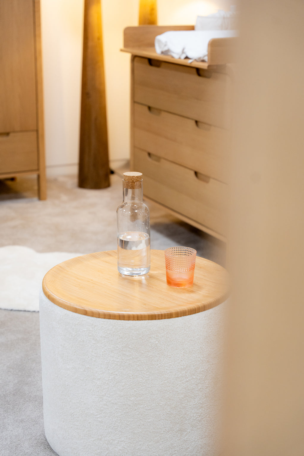 ROCKY stool with storage / Σκαμπώ με αποθηκευτικό χώρο