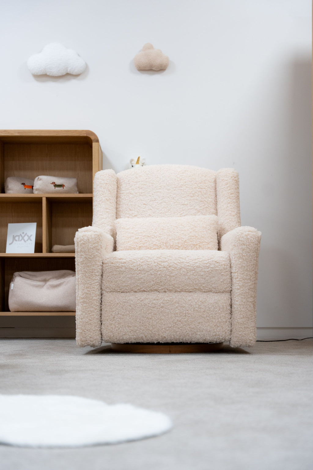 ROCKY electric recliner curly beige / Πολυθρόνα με ηλεκτρικό μηχανισμό ανάκλισης