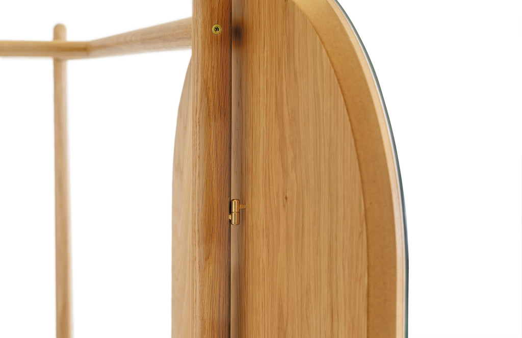 Tripod Entry / Έπιπλο Εισόδου