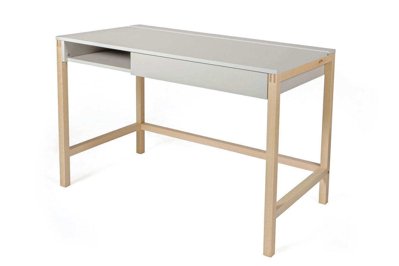 ΓΡΑΦΕΙΟ ΜΕ ΣΥΡΤΑΡΙ ΚΑΙ ΘΗΚΕΣ