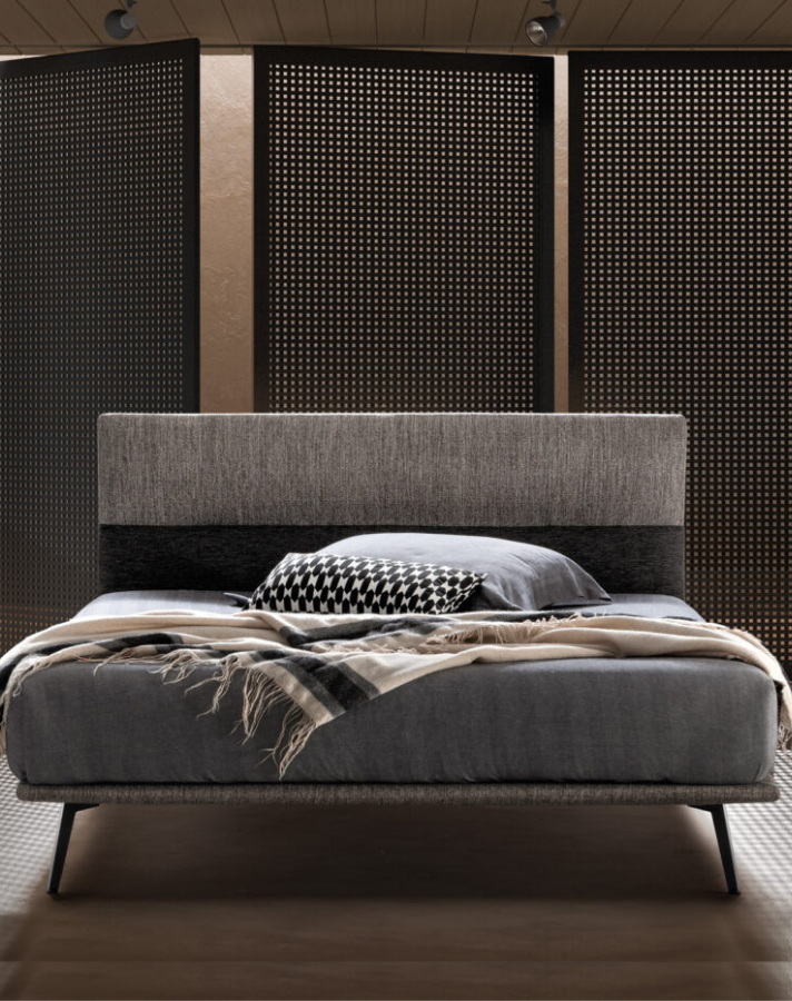 Dance / Ντυμένο Κρεβάτι Bside