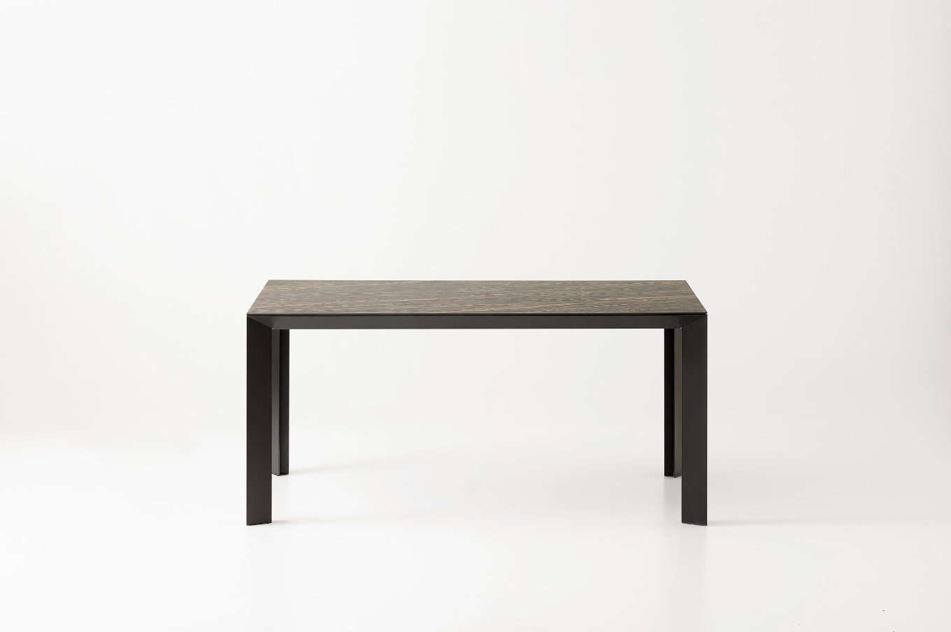 DIAMANTE Pointhouse / Επεκτεινόμενο Τραπέζι