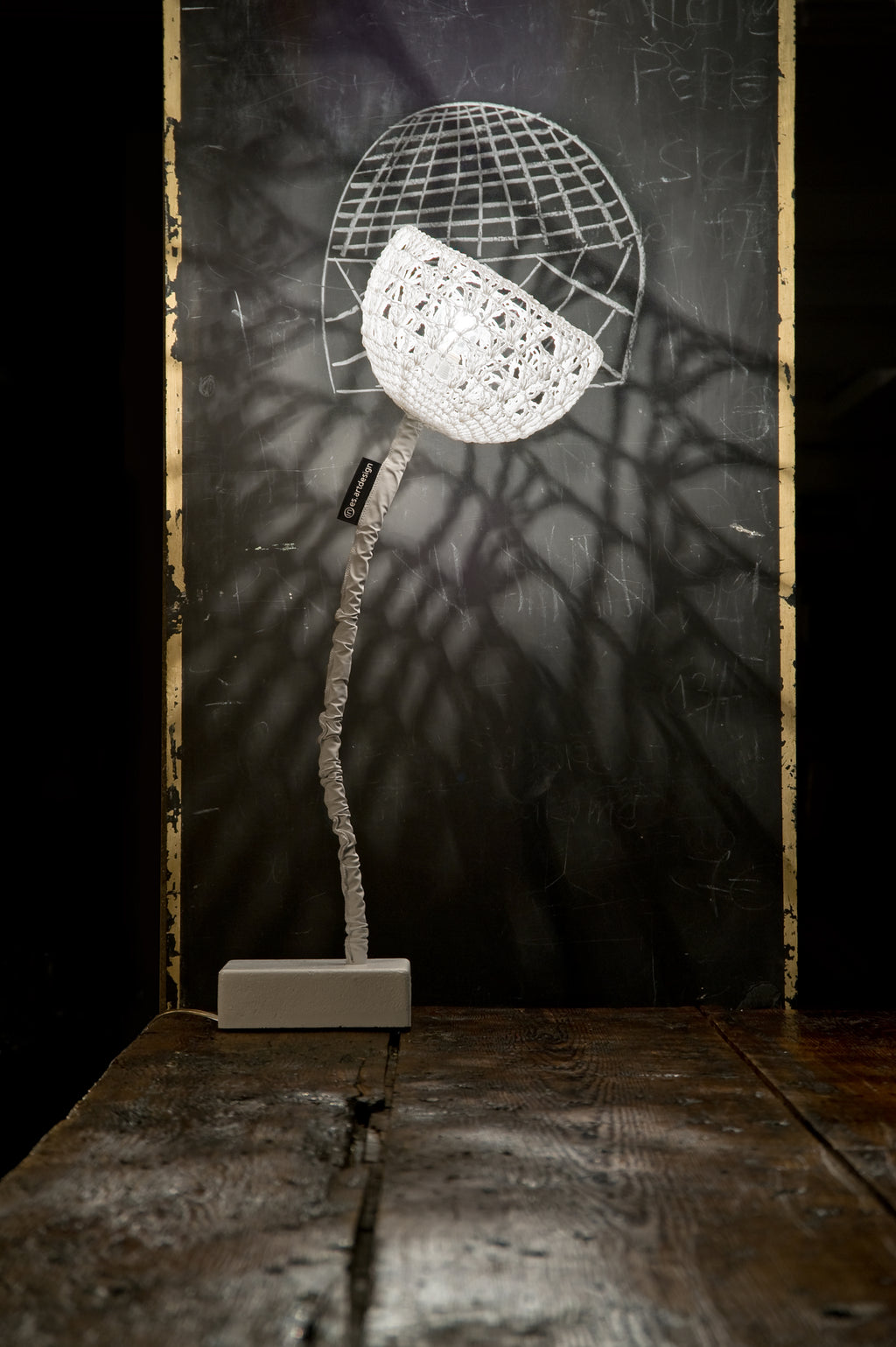 Trama T2 / Επιτραπέζιο Φωτιστικό