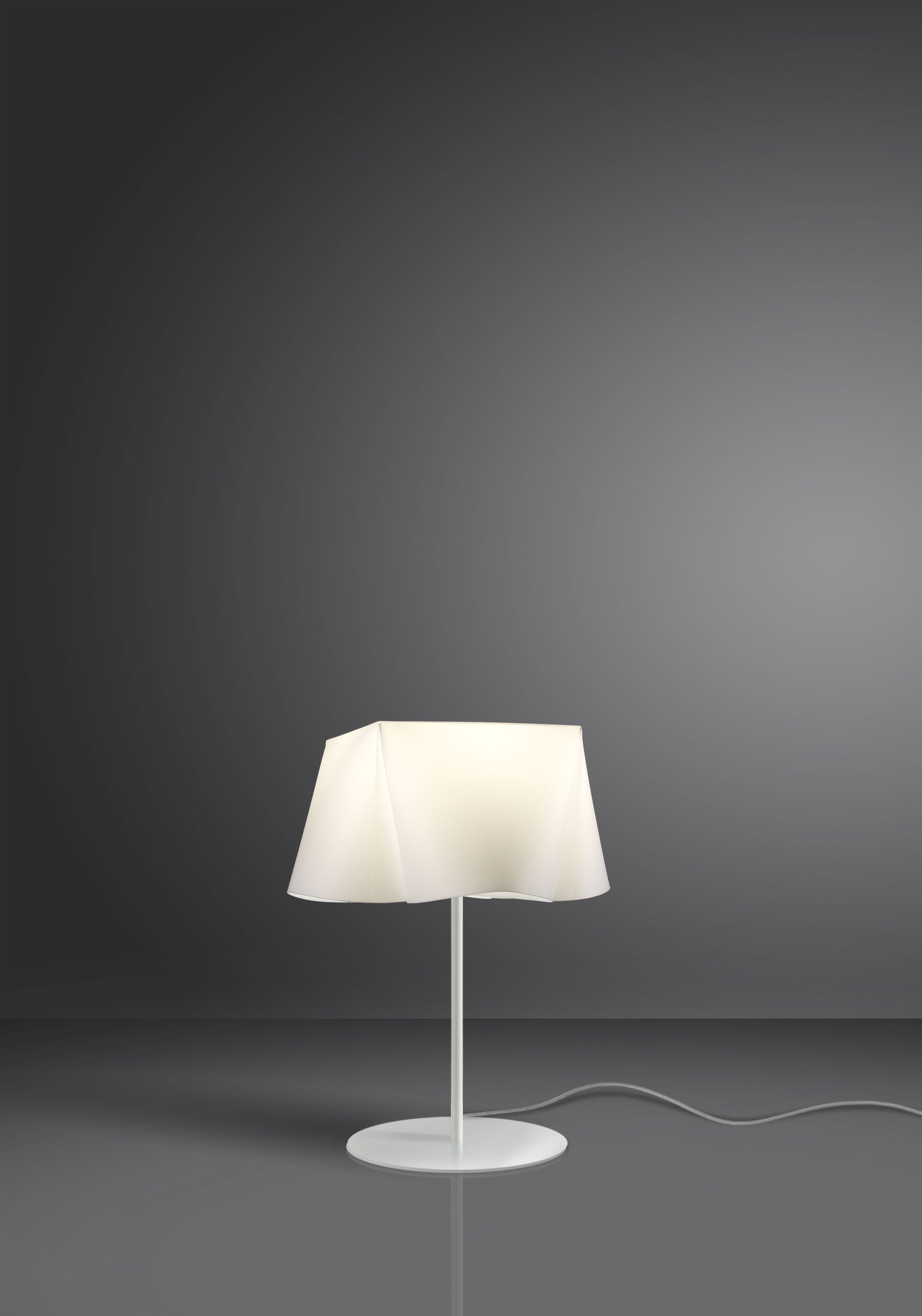 Επιτραπέζιο φωτιστικό