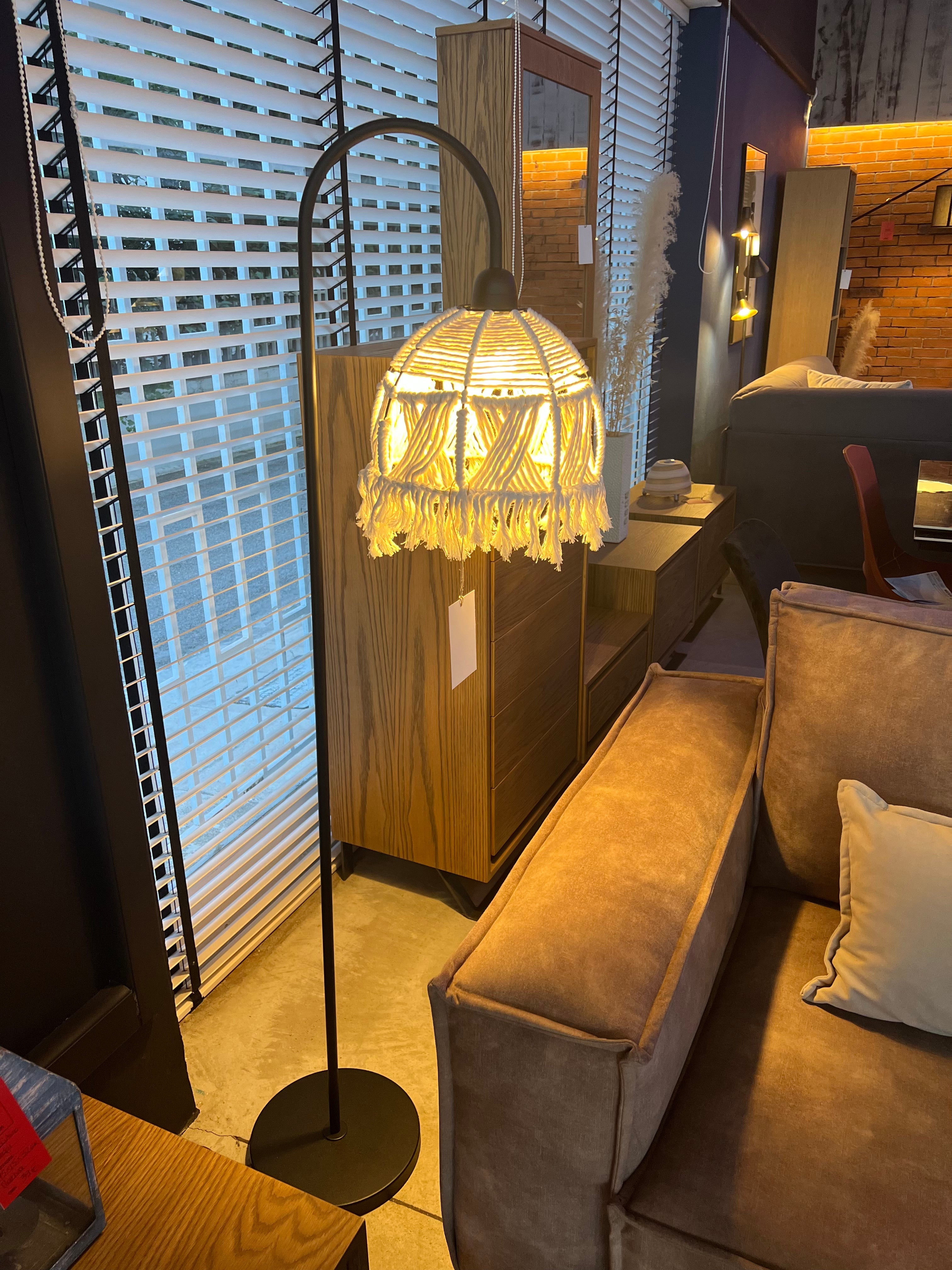 Shein / Φωτιστικό Δαπέδου - sofa-bed-futon 