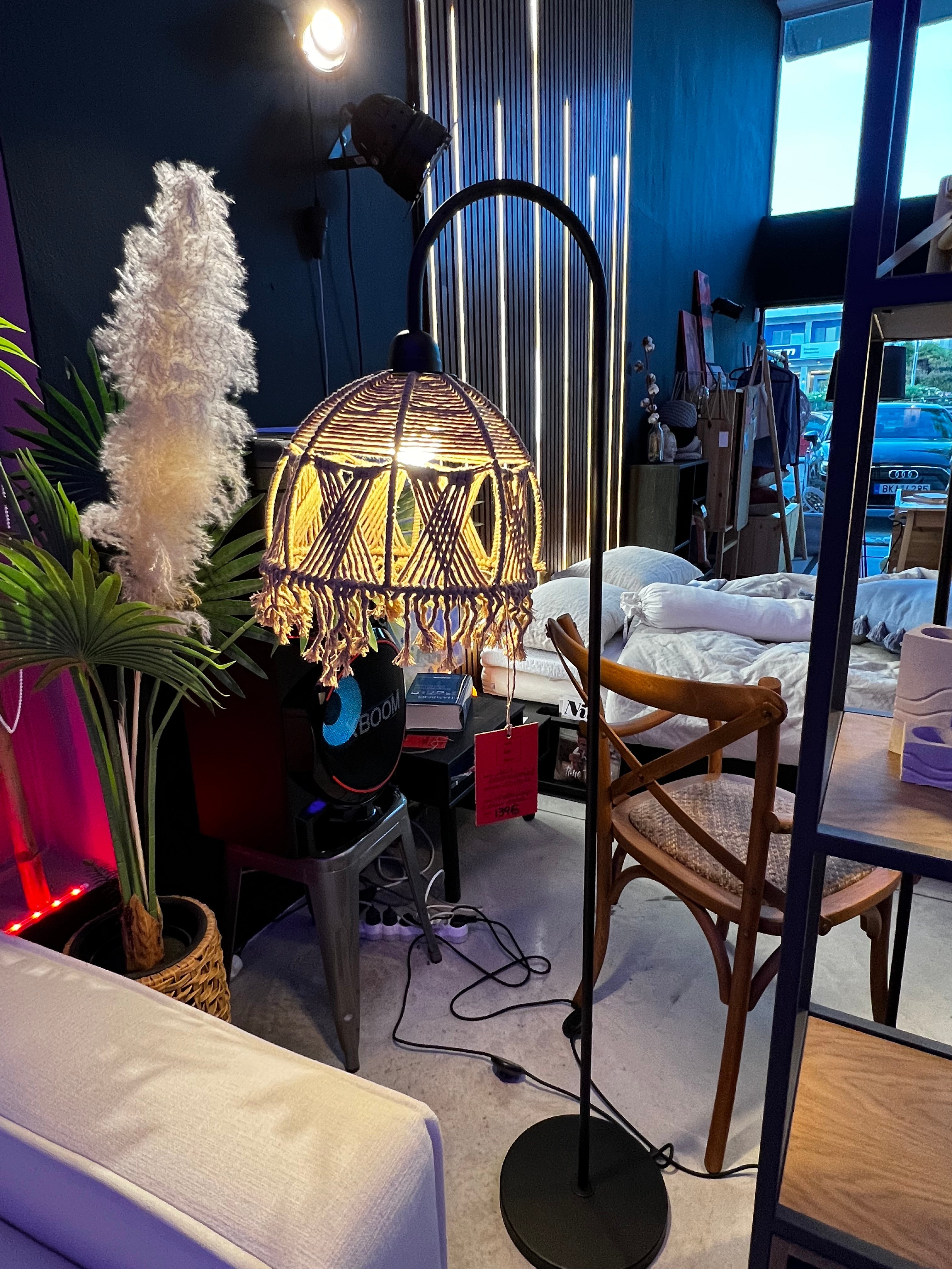 Shein / Φωτιστικό Δαπέδου - sofa-bed-futon 