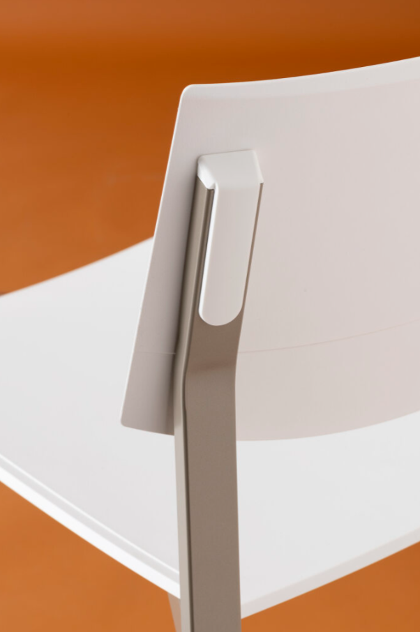 BEBA YOUNG Pointhouse Chair 2pcs