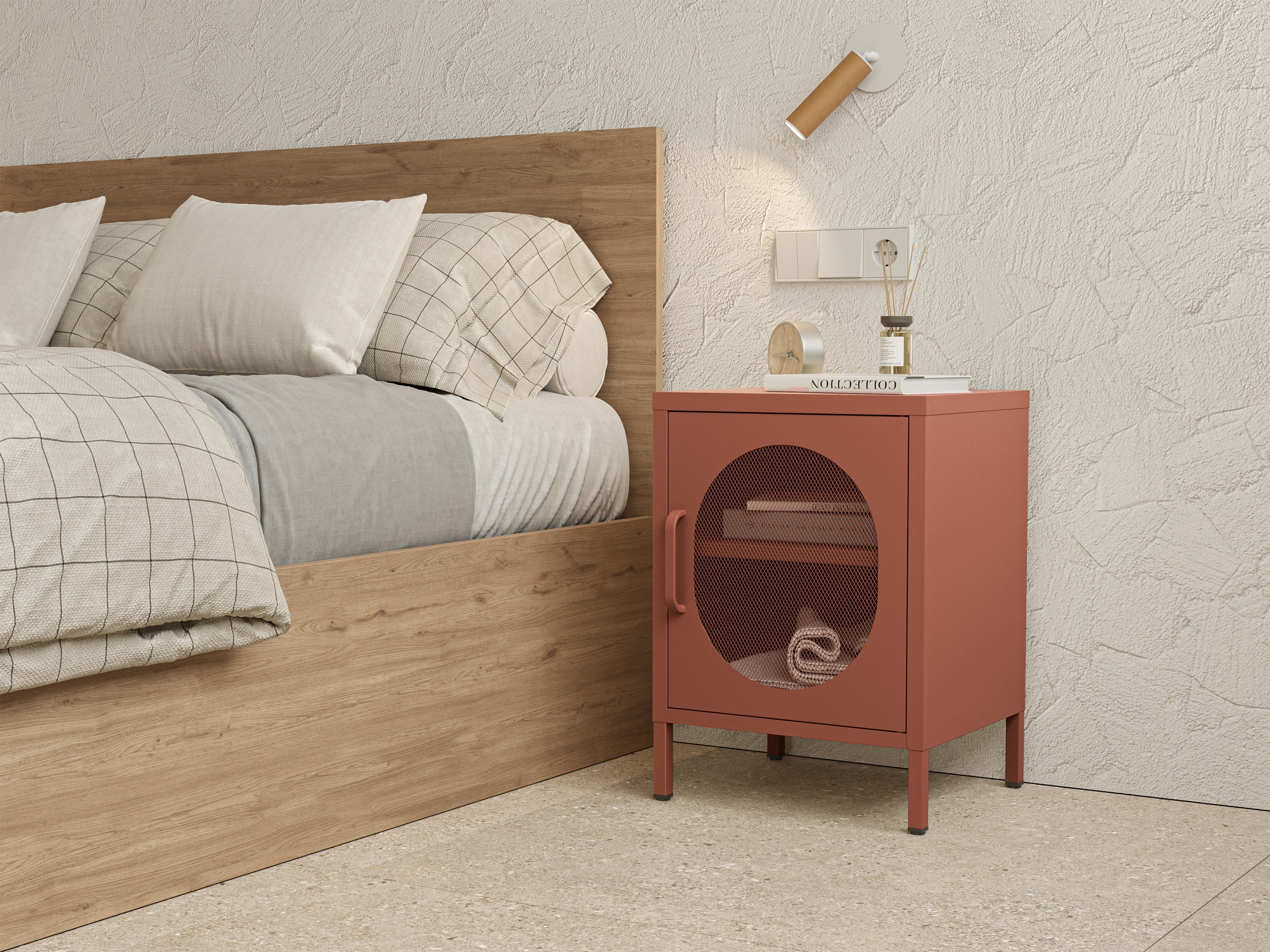 Diora / Κομοδίνο