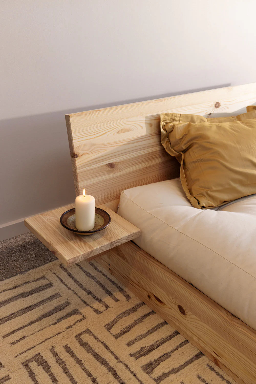 Latch Bed / Ξύλινο Κρεβάτι Karup