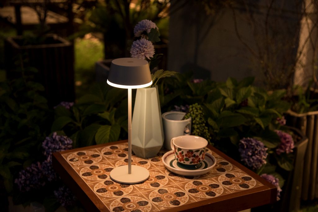 Lora Outdoor Led / Φωτιστικό εξωτερικού χώρου