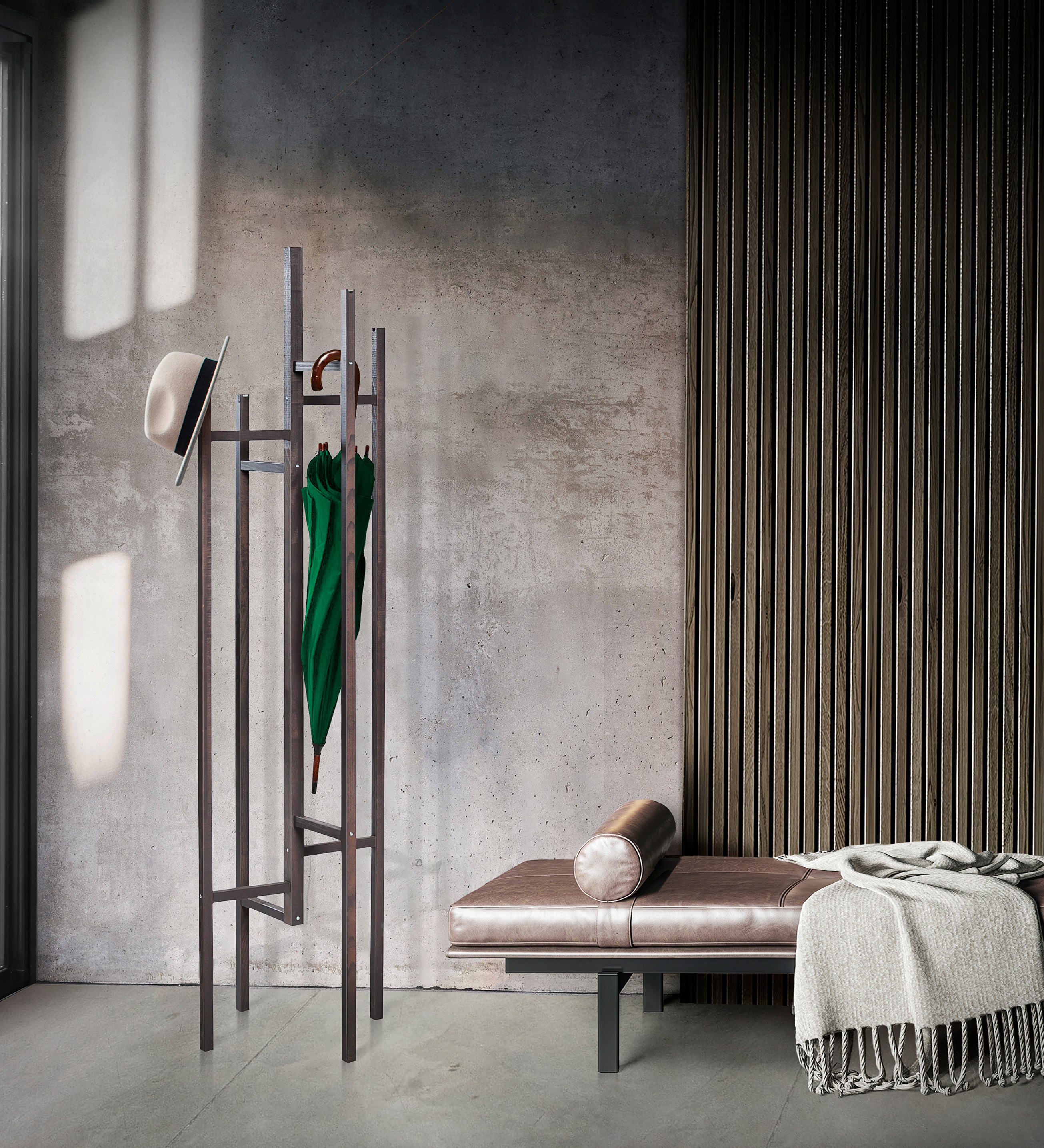 Naomi Coat Stand / Ξύλινος καλόγηρος ρούχων