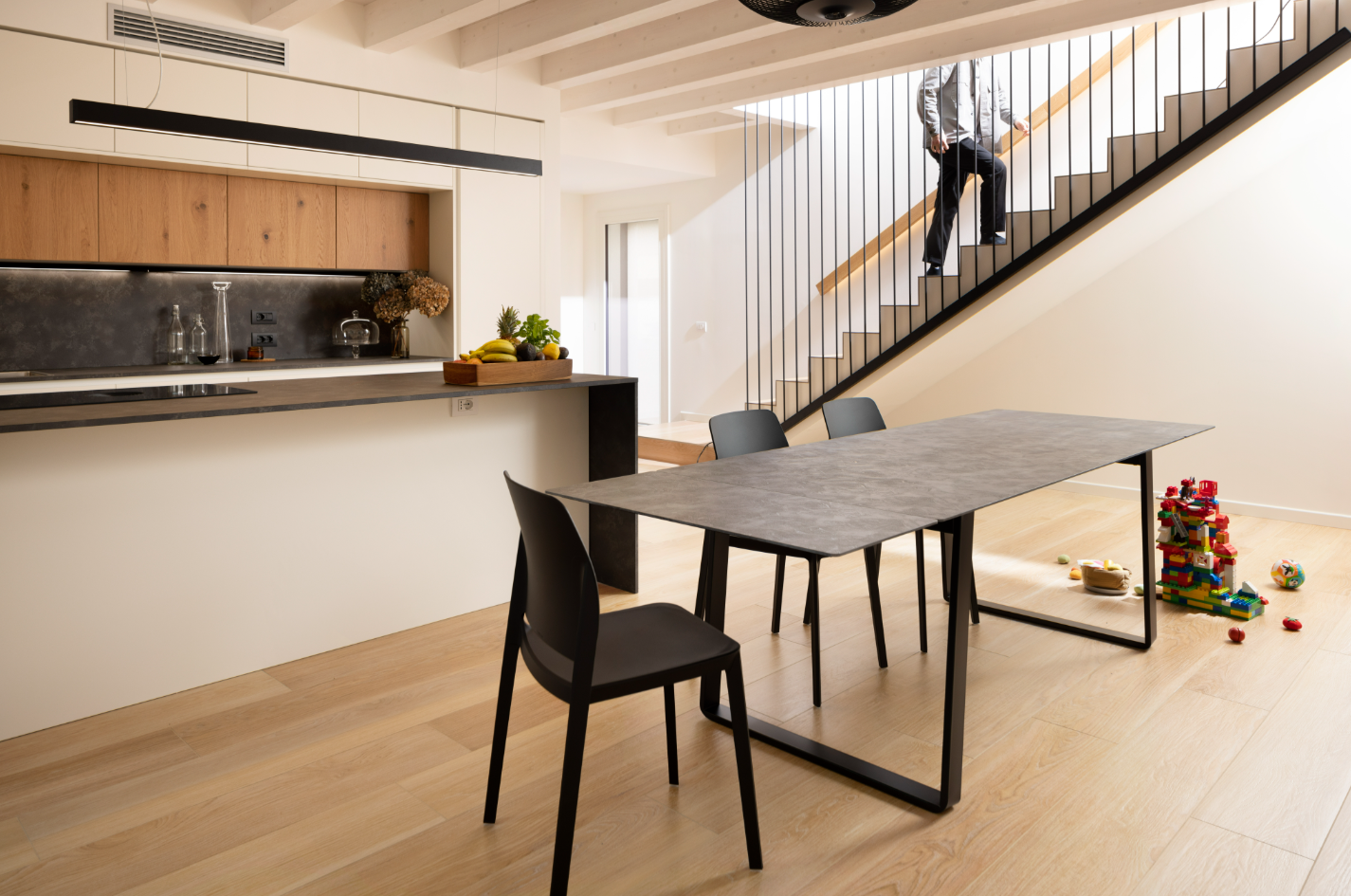 OTTO Pointhouse / Επεκτεινόμενο Τραπέζι