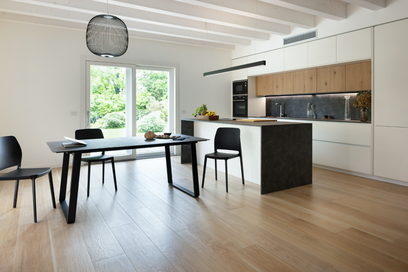 OTTO Pointhouse / Επεκτεινόμενο Τραπέζι