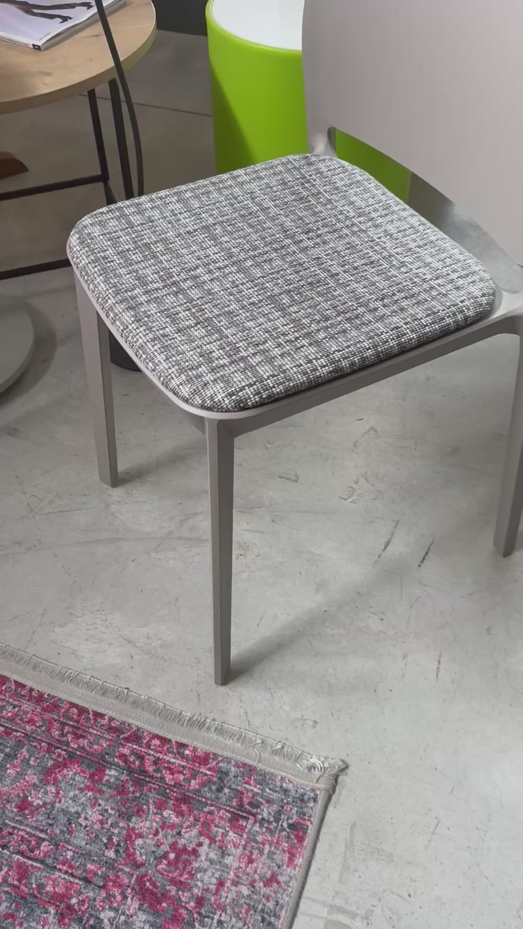 T!PA UPHOLSTERED Pointhouse Chair 4pcs