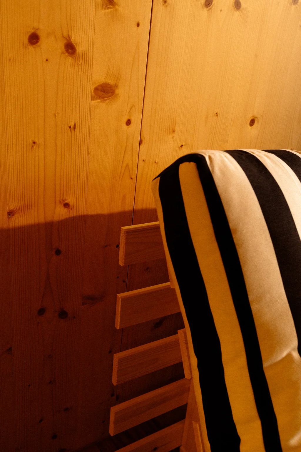 Roots Striped karup / sofa-bed NEW FABRICS *SALE**
