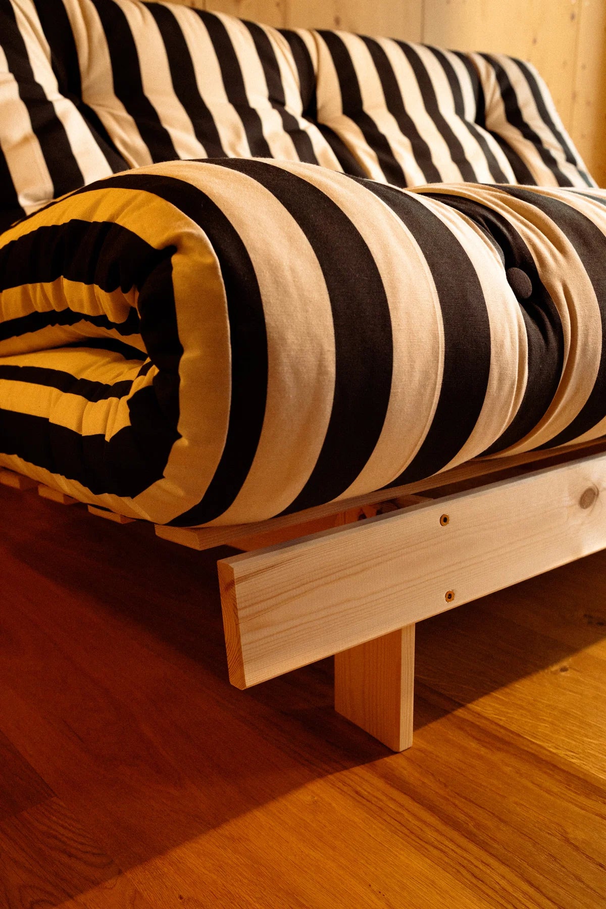 Roots Striped karup / sofa-bed NEW FABRICS *SALE**