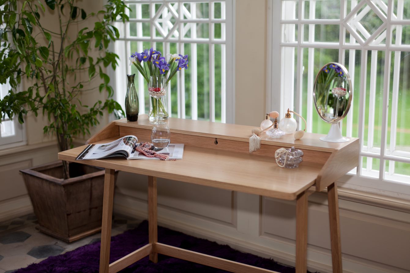 ΞΥΛΙΝΟ ΓΡΑΦΕΙΟ ΒΕΛΑΝΙΔΙΑΣ ΜΑΣΙΦ