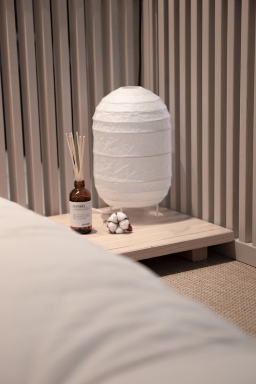 Ξύλινο κομοδίνο Karup Design